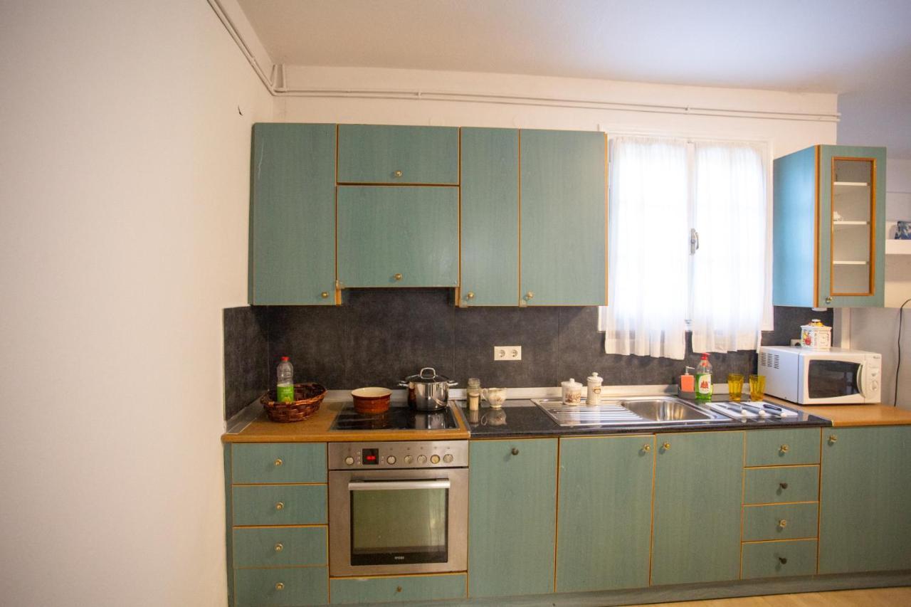 Traditional Villa Appartment With Garden, Also For Gatherings ,15 Minutes From Thessaloniki Airport Extérieur photo
